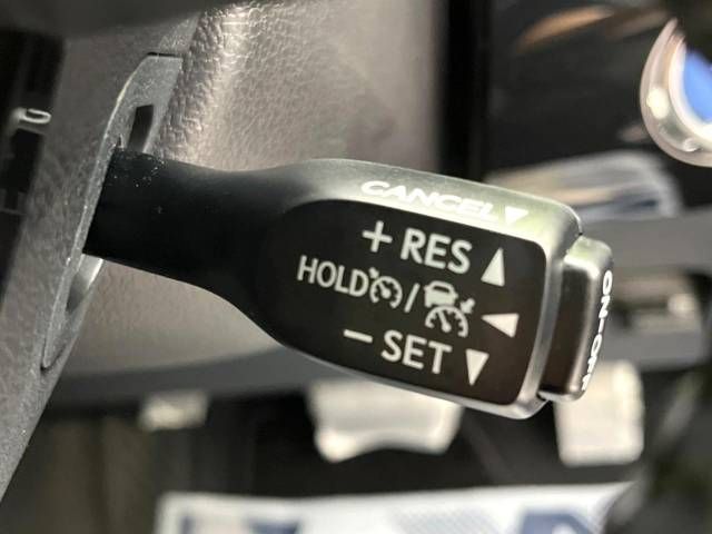 Toyota PRIUS 2021-06 195863-4