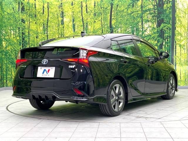 Toyota PRIUS 2021-06 195863-17