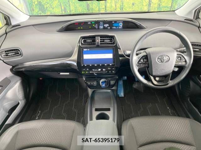 Toyota PRIUS 2021-02 281927-1