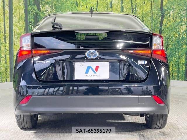 Toyota PRIUS 2021-02 281927-15