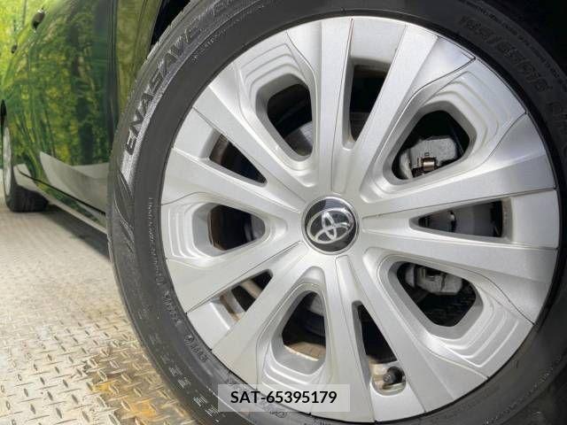 Toyota PRIUS 2021-02 281927-13