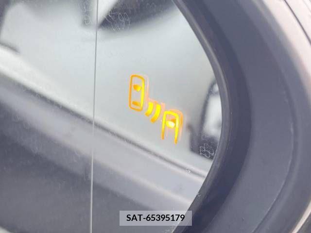 Toyota PRIUS 2021-02 281927-6