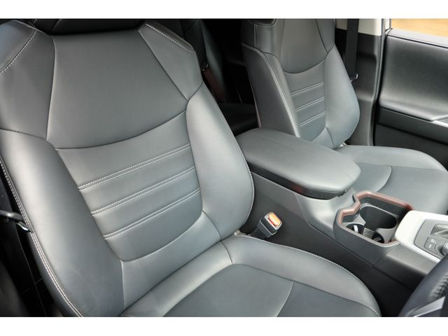 Toyota RAV4 2020-04 4806-16