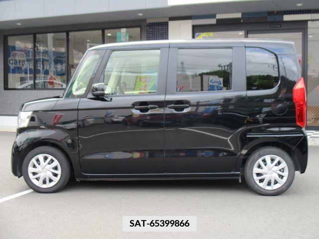 Honda N BOX 2022-06 341258-1
