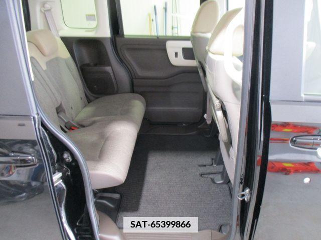 Honda N BOX 2022-06 341258-10