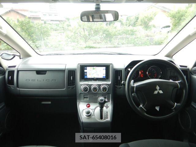 Mitsubishi DELICA D5 2007-03 349565-15