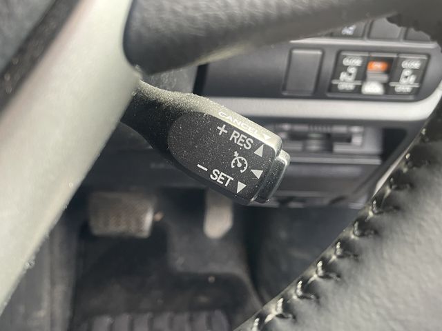 Toyota VOXY HYBRID 2020-08 187495-18