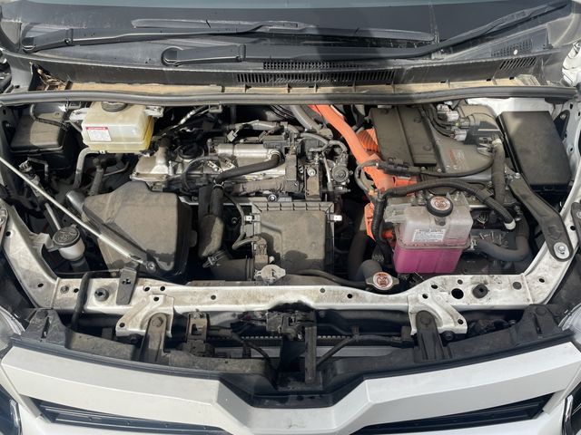 Toyota VOXY HYBRID 2020-08 187495-26