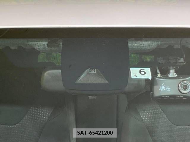 Toyota PRIUS 2021-06 322500-4