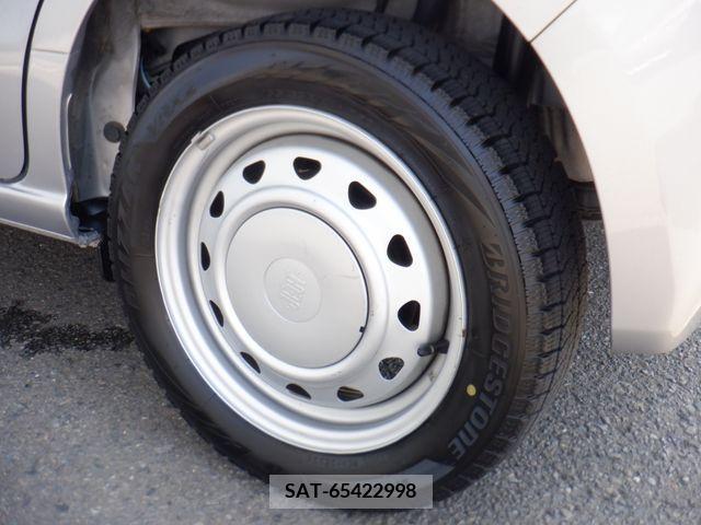 Honda N BOX 2021-03 329305-27