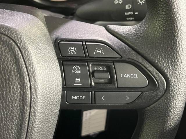 Toyota NOAH 2023-04 184467-6