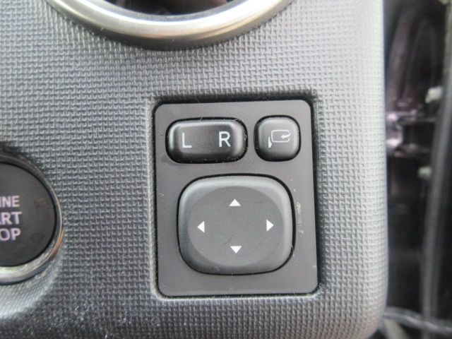 Toyota SPADE 2015-02 21015-22
