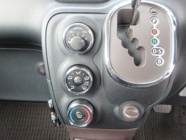 Toyota SPADE 2015-02 21015-14