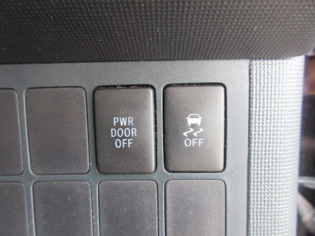Toyota SPADE 2015-02 21015-17