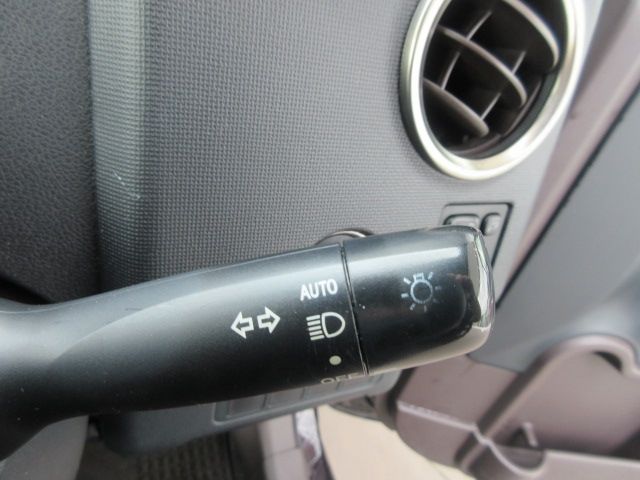 Toyota SPADE 2015-02 21015-20