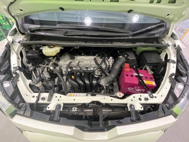 Toyota VOXY 2017-09 183983-19