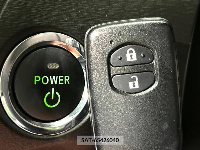 Toyota PRIUS 2011-07 327562-5