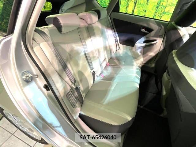 Toyota PRIUS 2011-07 327562-9