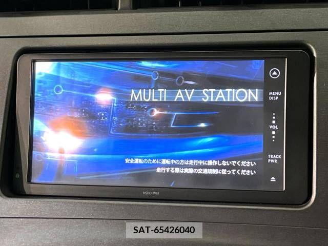 Toyota PRIUS 2011-07 327562-2