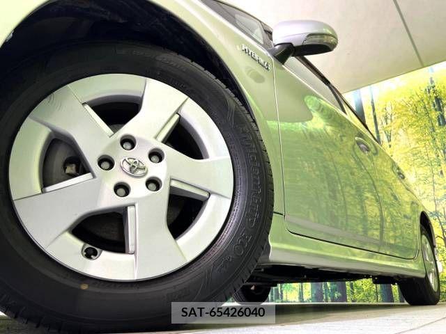 Toyota PRIUS 2011-07 327562-12