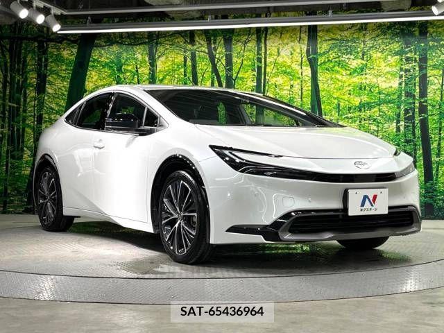 Toyota PRIUS 2023-05 345229-15