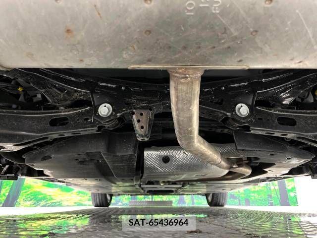 Toyota PRIUS 2023-05 345229-18