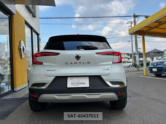 Renault CAPTUR 2022-08 220297-5
