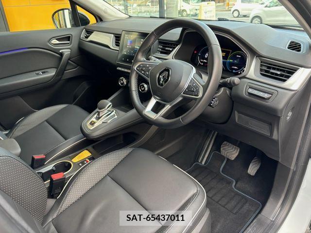 Renault CAPTUR 2022-08 220297-6