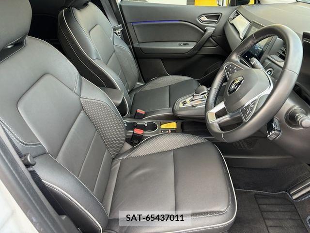 Renault CAPTUR 2022-08 220297-7
