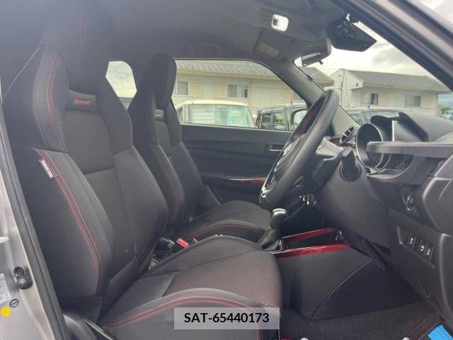 Suzuki SWIFT 2018-01 343628-8