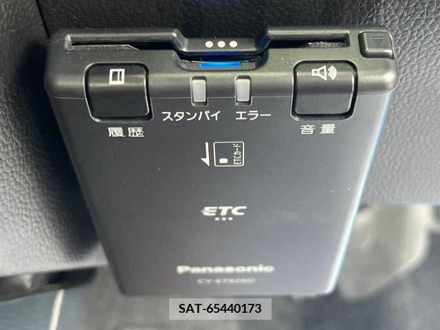 Suzuki SWIFT 2018-01 343628-6