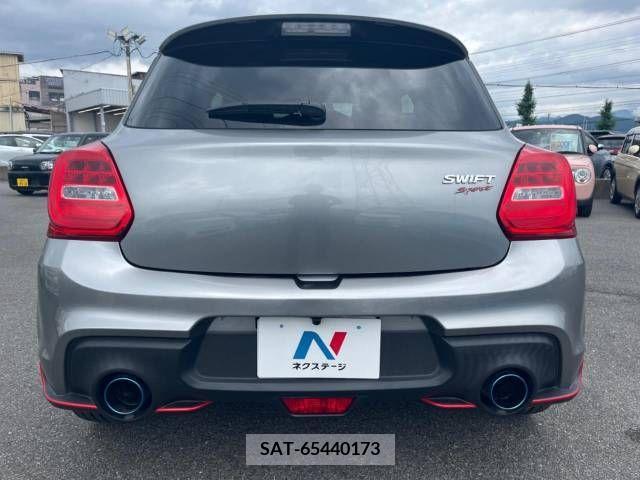 Suzuki SWIFT 2018-01 343628-15