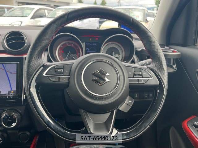 Suzuki SWIFT 2018-01 343628-11