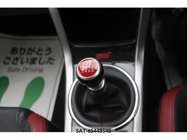 Subaru WRX STI 2014-09 233456-3