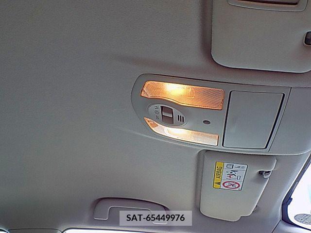 Toyota PRIUS 2012-11 234337-20