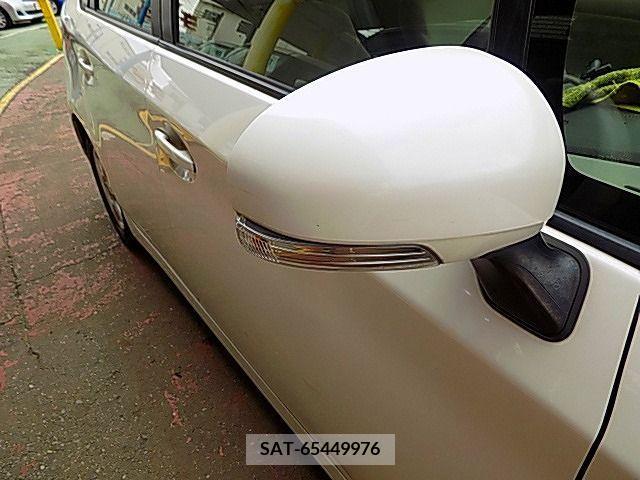 Toyota PRIUS 2012-11 234337-23