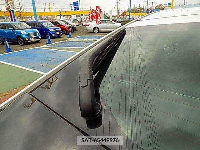 Toyota PRIUS 2012-11 234337-26