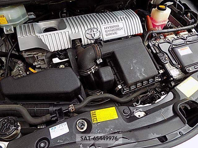 Toyota PRIUS 2012-11 234337-27