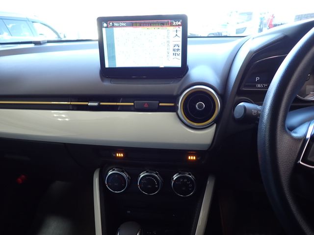 Mazda MAZDA2 2021-11 184136-20