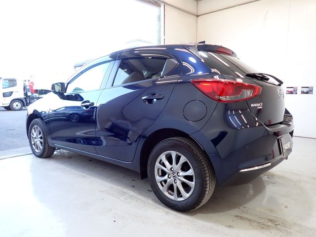 Mazda MAZDA2 2021-11 184136-2