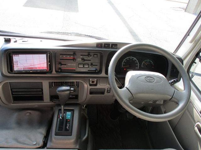 Toyota COASTER BIG VAN 2014-11 117-11