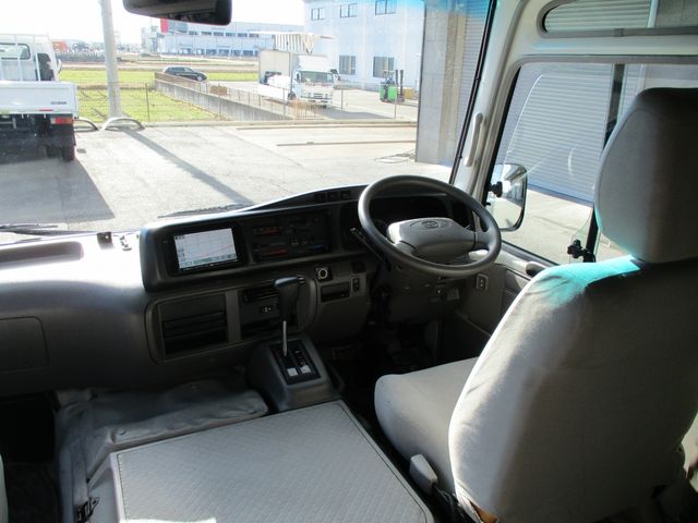 Toyota COASTER BIG VAN 2014-11 117-12