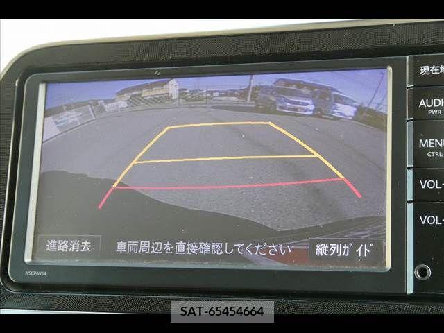 Toyota SIENTA 2015-11 298336-6