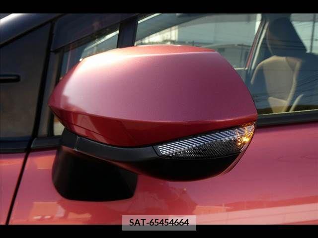Toyota SIENTA 2015-11 298336-18