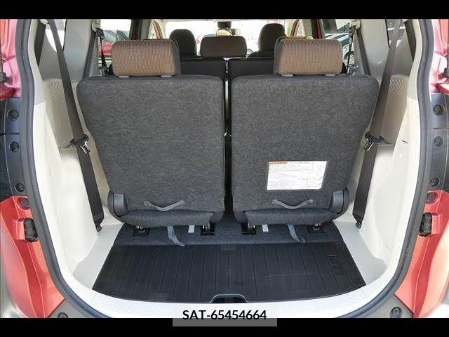 Toyota SIENTA 2015-11 298336-11