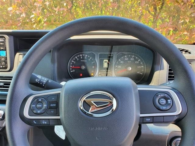 Daihatsu ATRAI 2023-01 2733-17