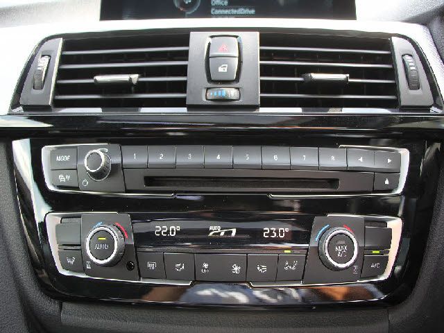 Bmw 4 SERIES 2016-06 18596-17
