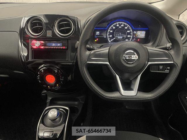 Nissan NOTE 2018-10 328193-1