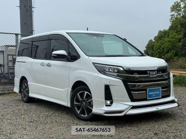Toyota NOAH 2018-02 373490-4