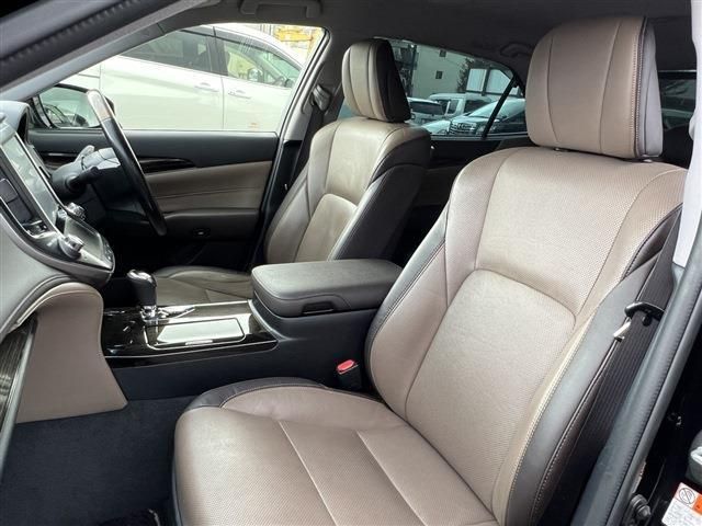 Toyota CROWN MAJESTA 2016-10 10415-18